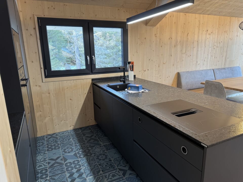 Chalet | Private kitchen | Cookware/dishes/utensils