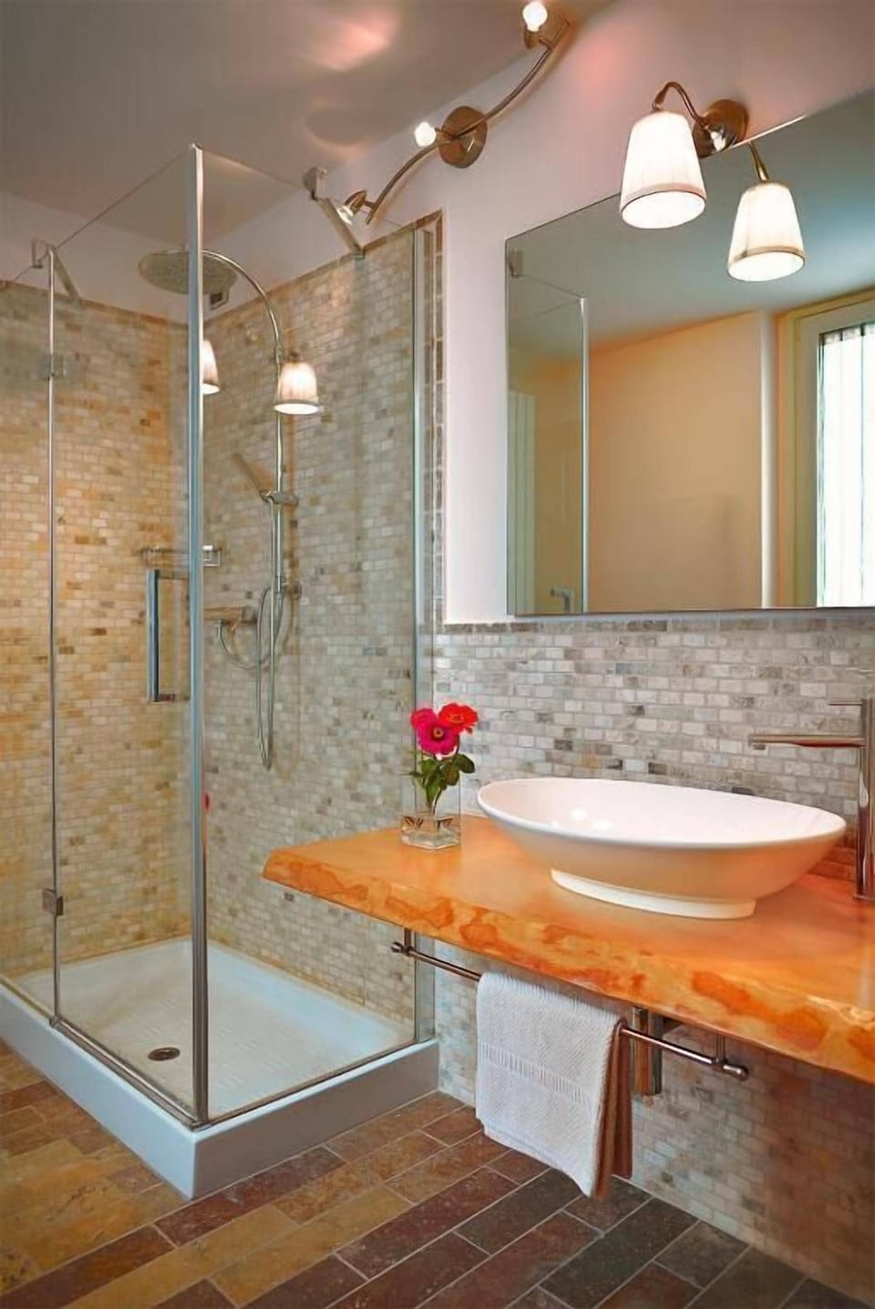 Comfort Triple Room, Garden View | Bathroom