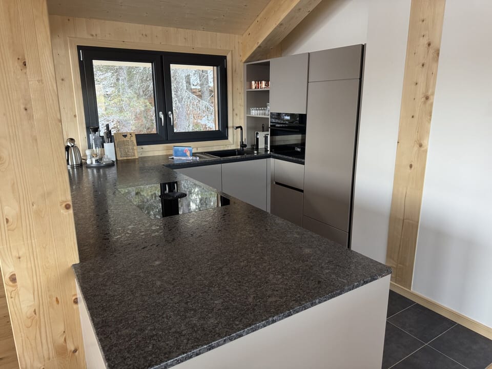 Chalet | Private kitchen | Cookware/dishes/utensils