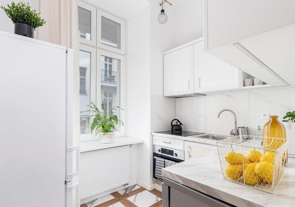 Studio, Garden View | Private kitchen