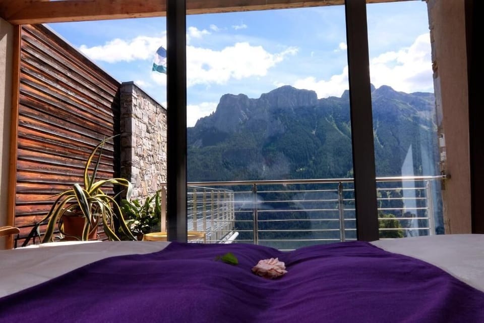 Camera Malva | Premium bedding, down comforters, WiFi (free)
