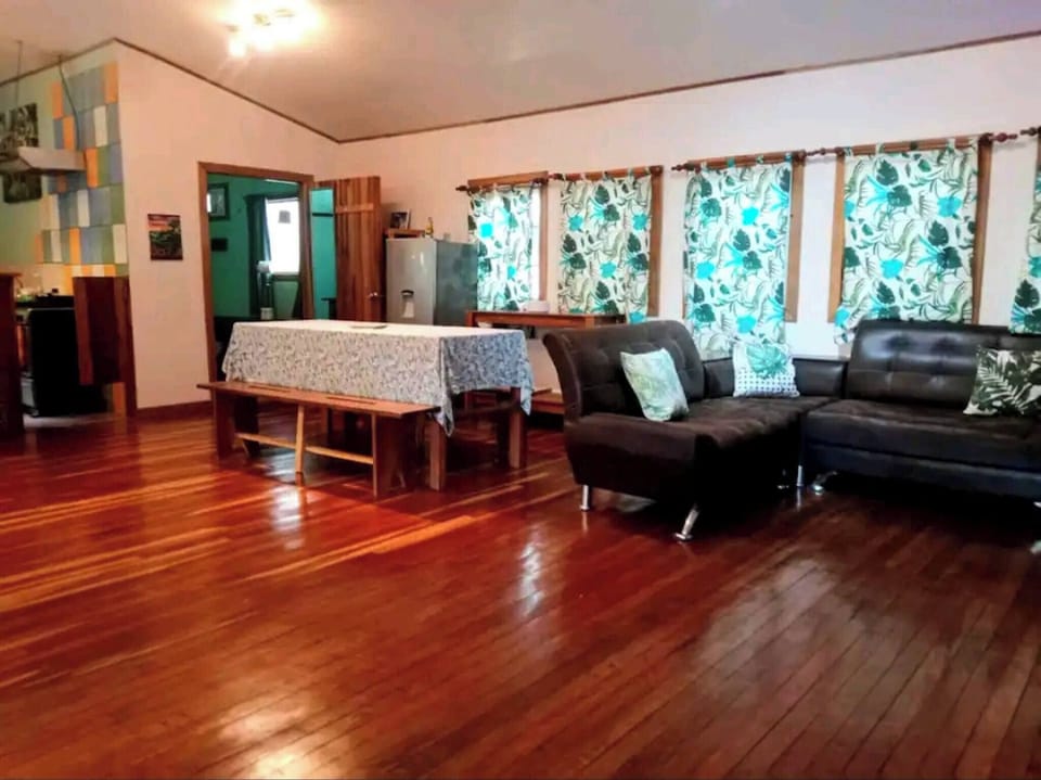 House, 2 Bedrooms, Patio | Living room | Books