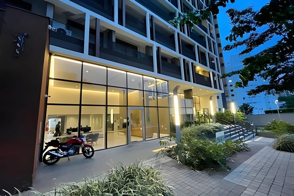 Basic Studio | Exterior
