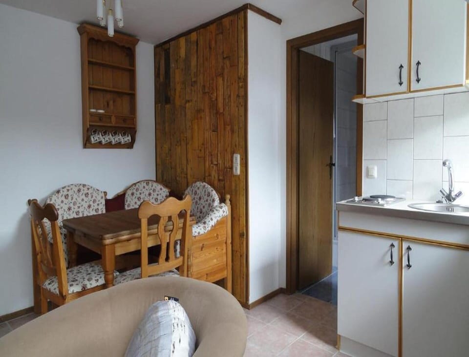 Apartment | Dining