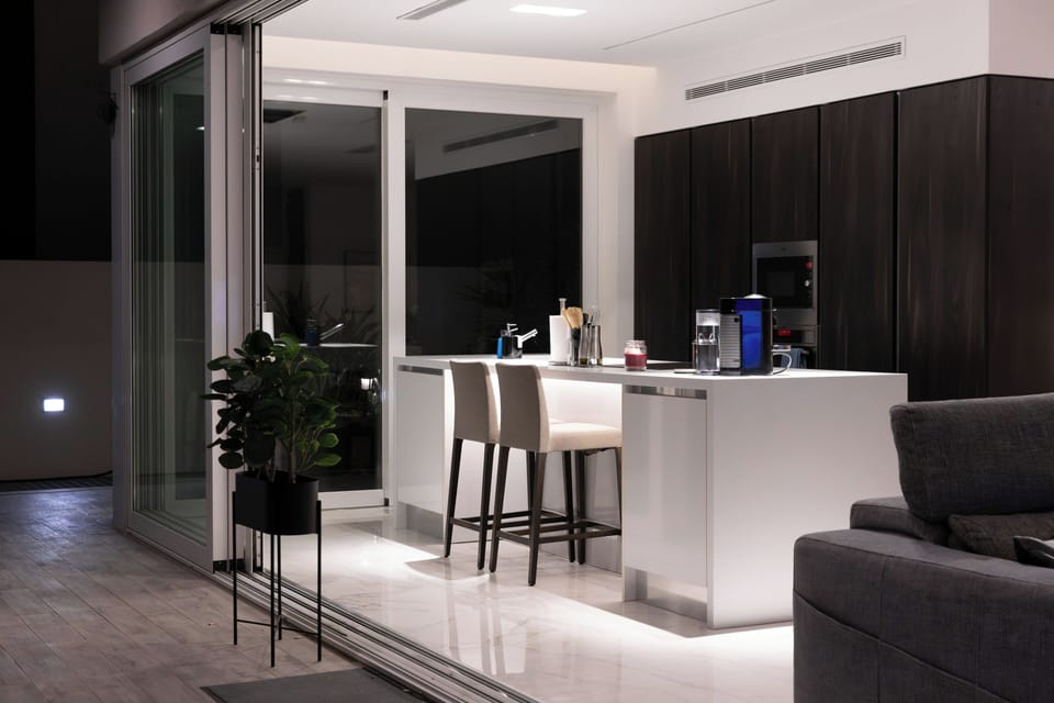 Luxury Villa, Patio | Interior