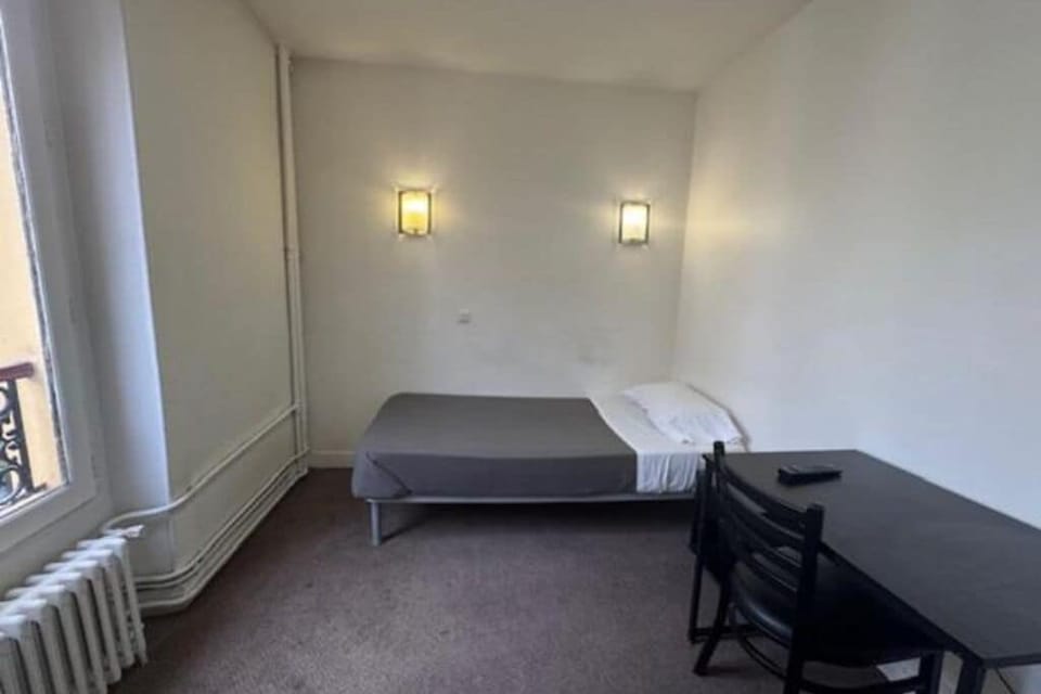 chambre simple standard | Blackout drapes, soundproofing, WiFi (free)