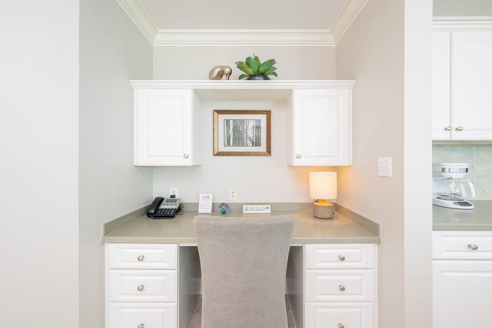 Condo, 4 Bedrooms | Interior