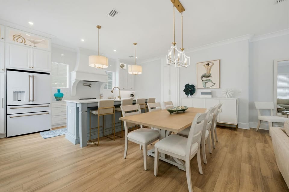 House, Multiple Beds (66 Parks Edge) | Dining