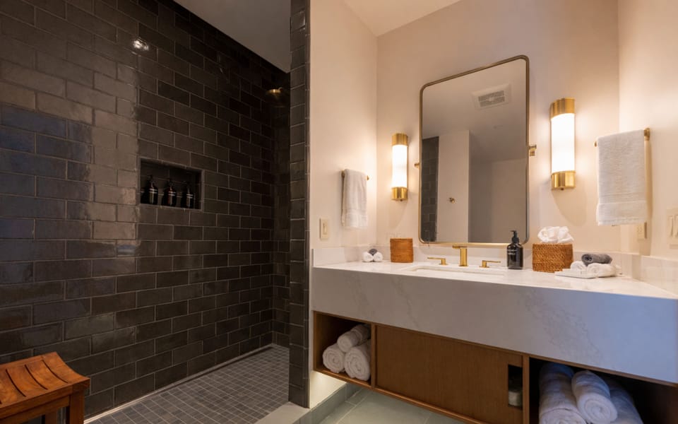 Deluxe Single Room, Courtyard View | Bathroom