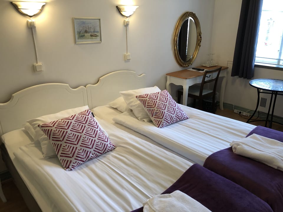 Family Room | Free WiFi, bed sheets