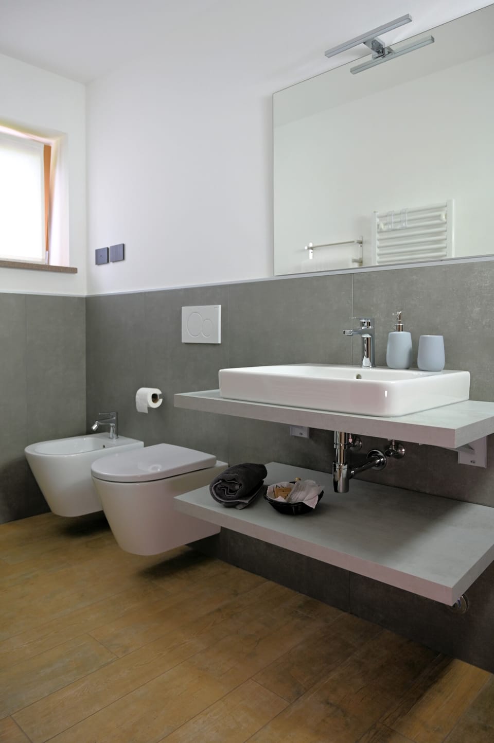 Standard Room, Patio, Mountain View (Mugo) | Bathroom | Shower, hair dryer, bidet, towels