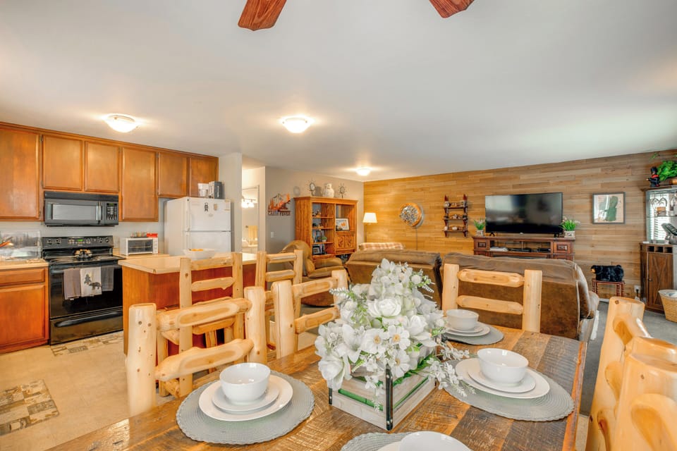 House (3 Bedrooms) | Interior