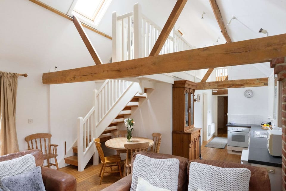 House | 7 bedrooms, Internet