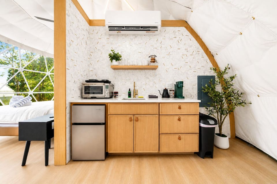 Luxe Dome | Private kitchen | Mini-fridge, oven, stovetop, coffee/tea maker
