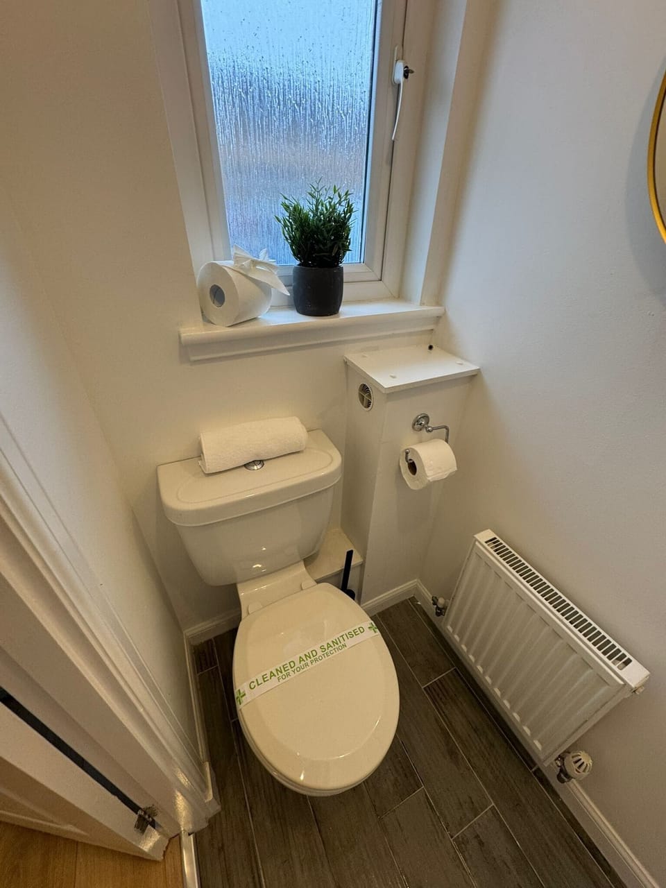 Modern 3 bed Home by Glasgow Airport House in Paisley