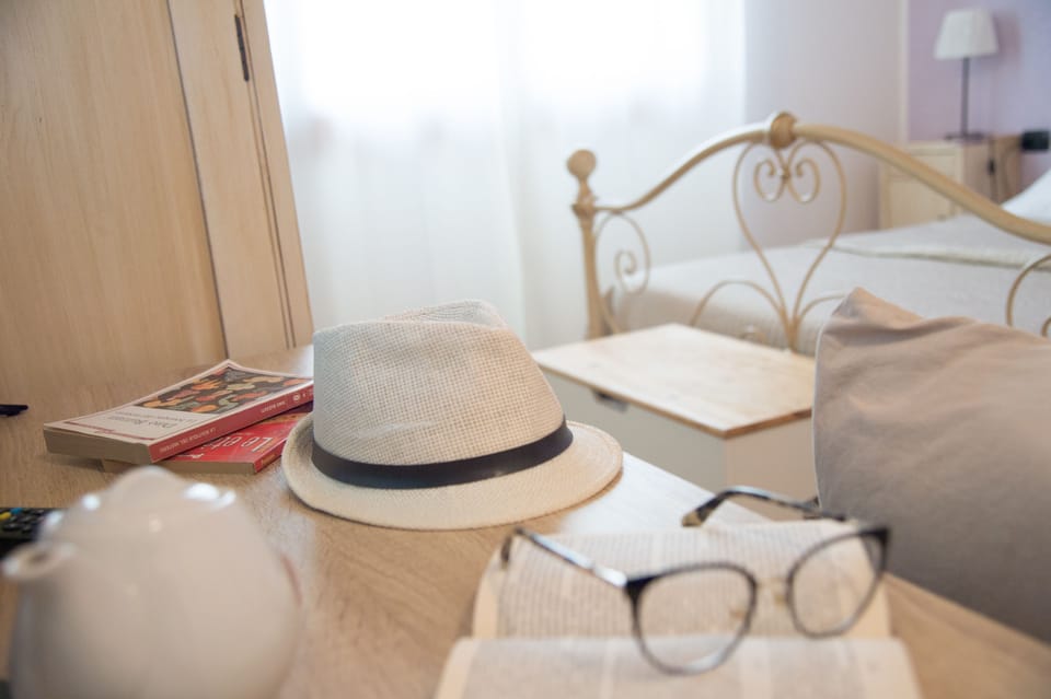 Classic Double Room, 1 Double Bed, Private Bathroom, Park View | Down comforters, desk, blackout drapes, soundproofing