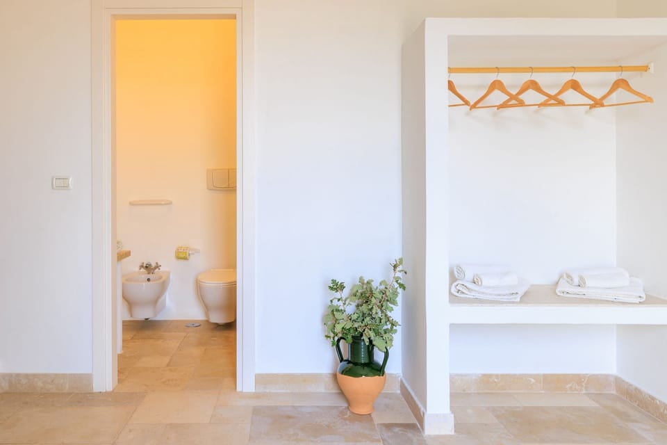 Basic Room, Garden View | Bathroom