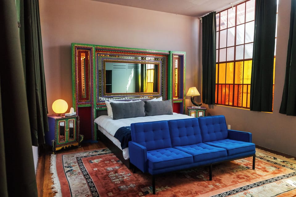 Superior Studio Suite | Minibar, in-room safe, blackout drapes, soundproofing