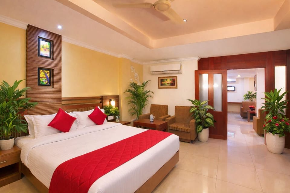 Deluxe Suite | Premium bedding, memory foam beds, free WiFi, bed sheets