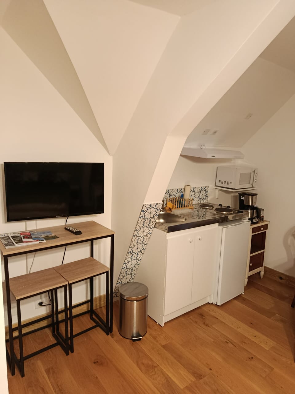 Suite 2  Garden View | Private kitchen