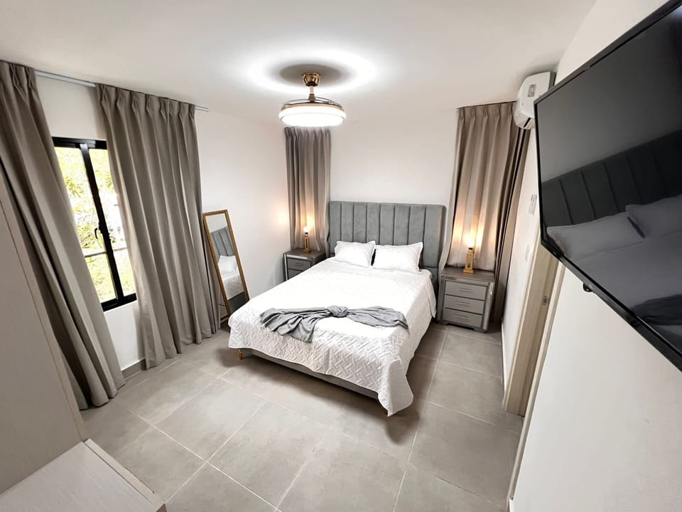 Apartment, 2 Bedrooms, Accessible, Smoking | 2 bedrooms