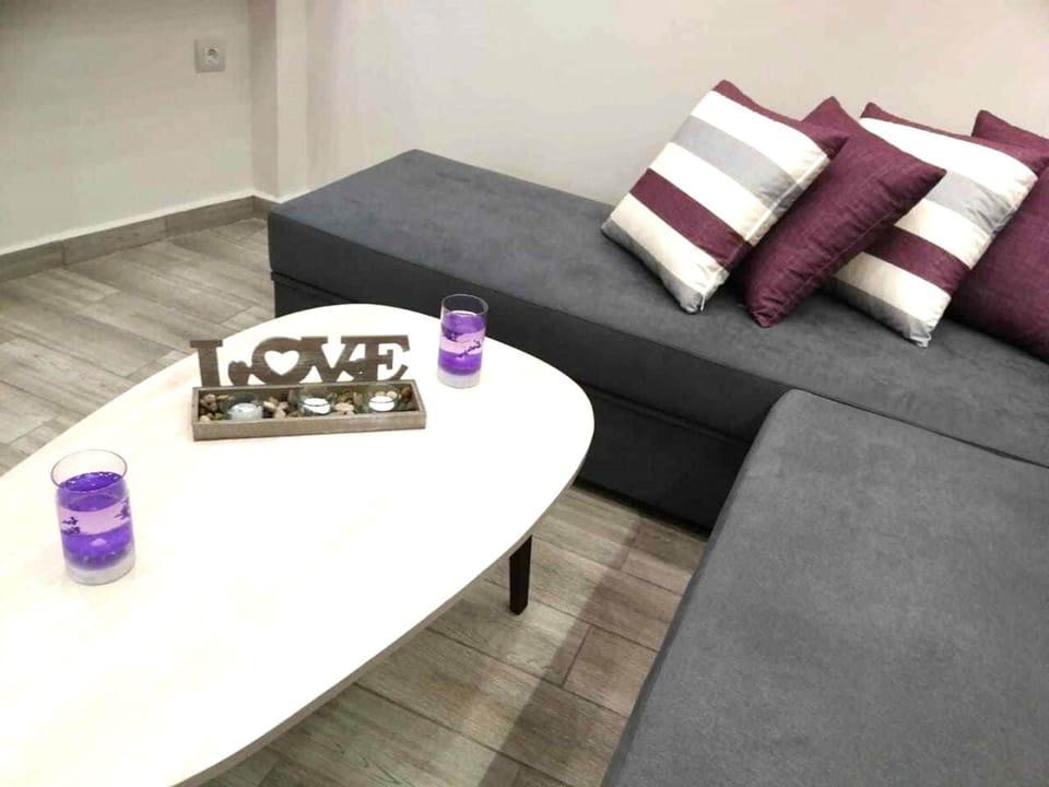 House, Smoking | 1 bedroom