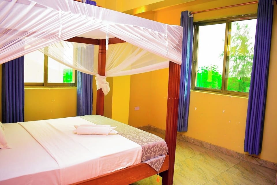 Deluxe Double Room | Individually decorated, individually furnished, free WiFi, bed sheets