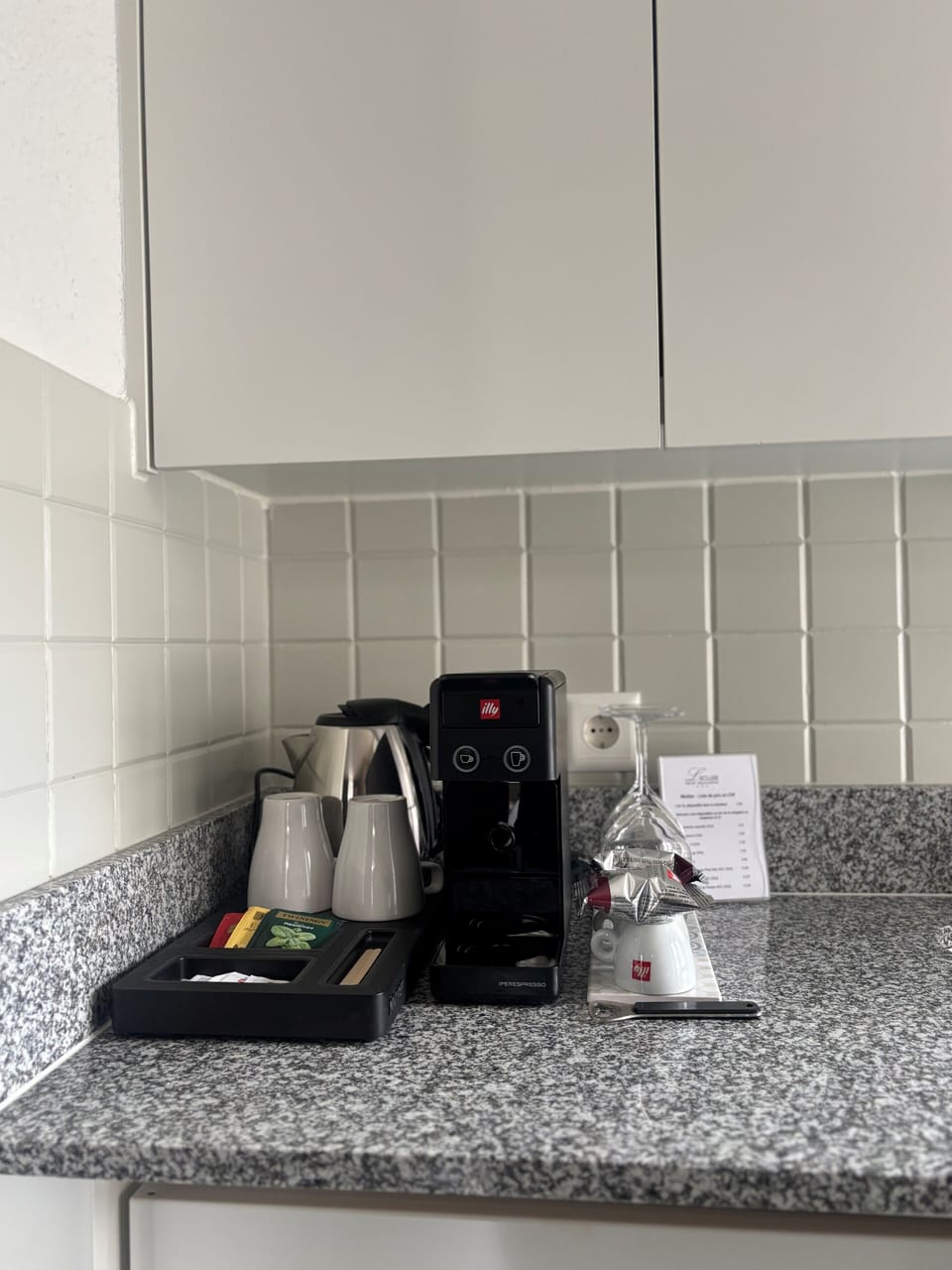 Electric kettle
