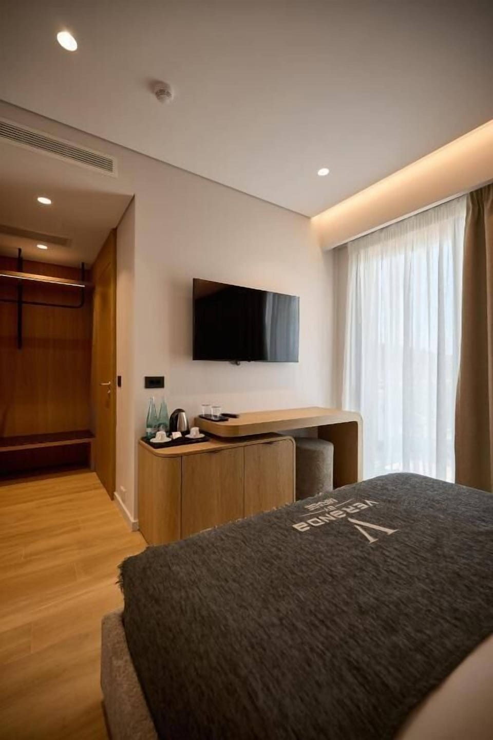 Deluxe Double Room, Balcony | Television