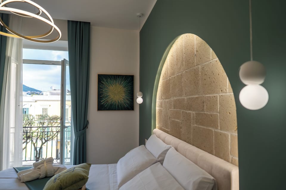 Luxury Double Room, City View | Egyptian cotton sheets, premium bedding, down comforters