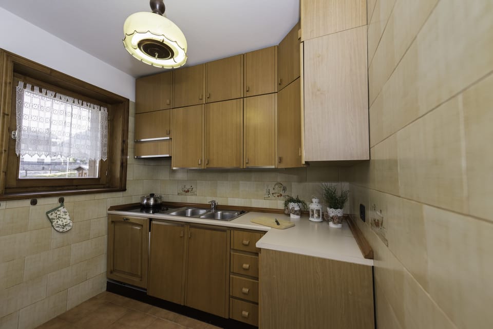 Apartment, 2 Bedrooms | Private kitchen | Full-size fridge, microwave, stovetop, dishwasher