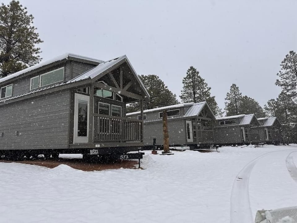 Luxury Cabin, Non Smoking, Mountain View | Exterior