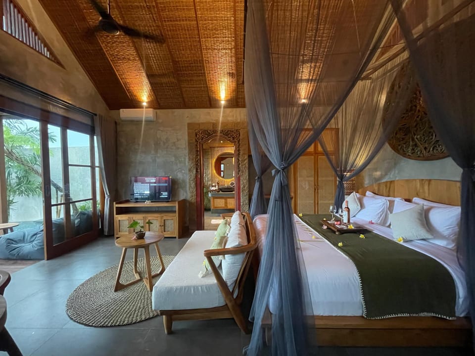 Villa, Pool View | Premium bedding, minibar, in-room safe, desk