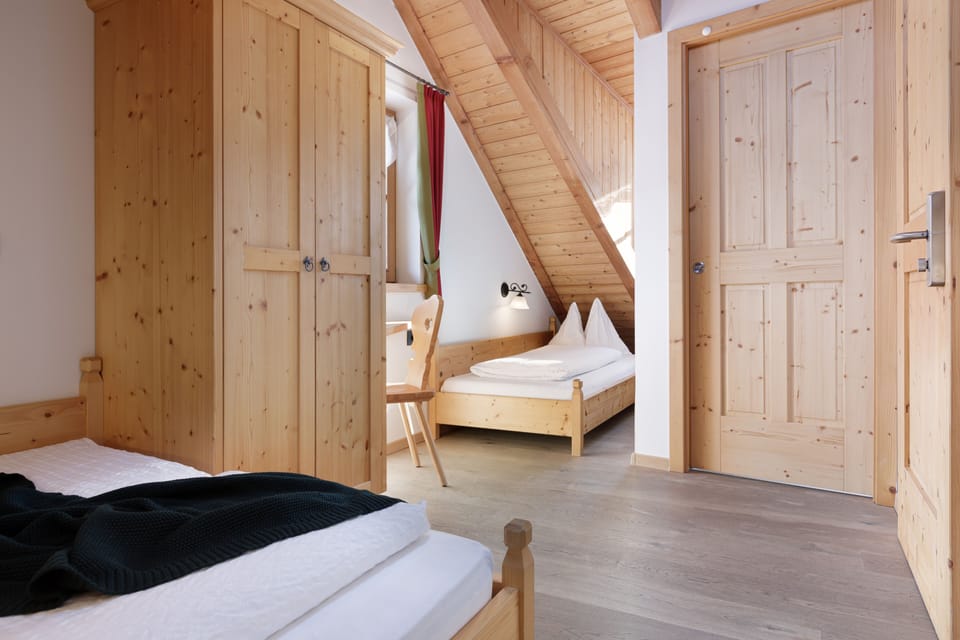 Double Room | In-room safe, desk, soundproofing, free cribs/infant beds