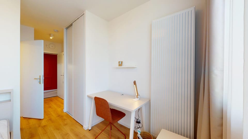 Basic Apartment | Interior