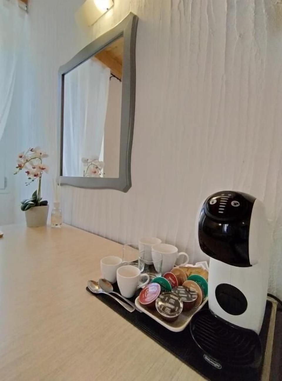 Superior Double Room | Food and drink
