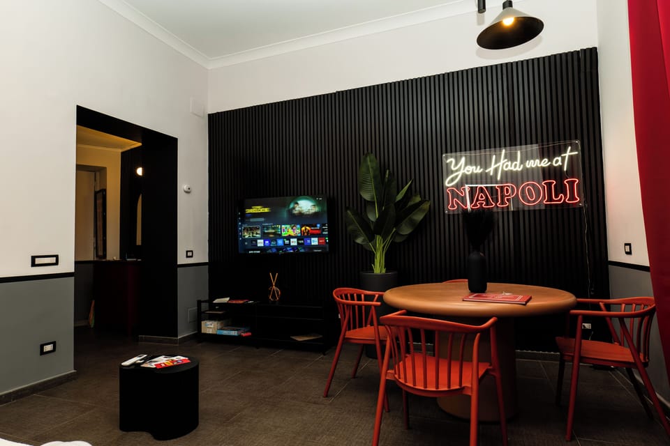 Standard Apartment, Balcony, Park View | Living area
