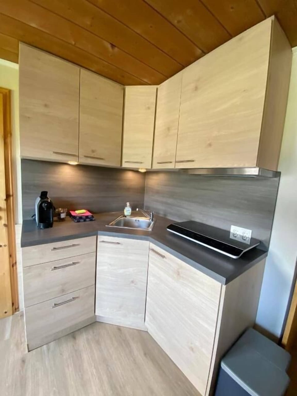 Family Apartment, Garden View | Private kitchen | Highchair