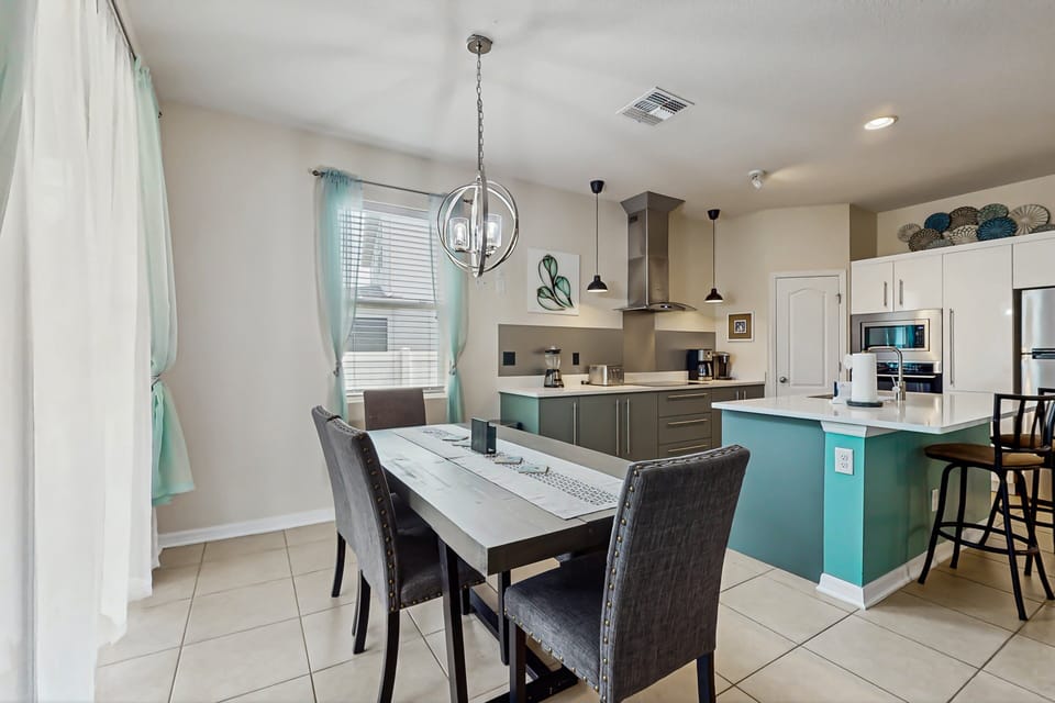 House, Multiple Beds, Patio (No Clouds Allowed) | 3 bedrooms, individually decorated, individually furnished, bed sheets