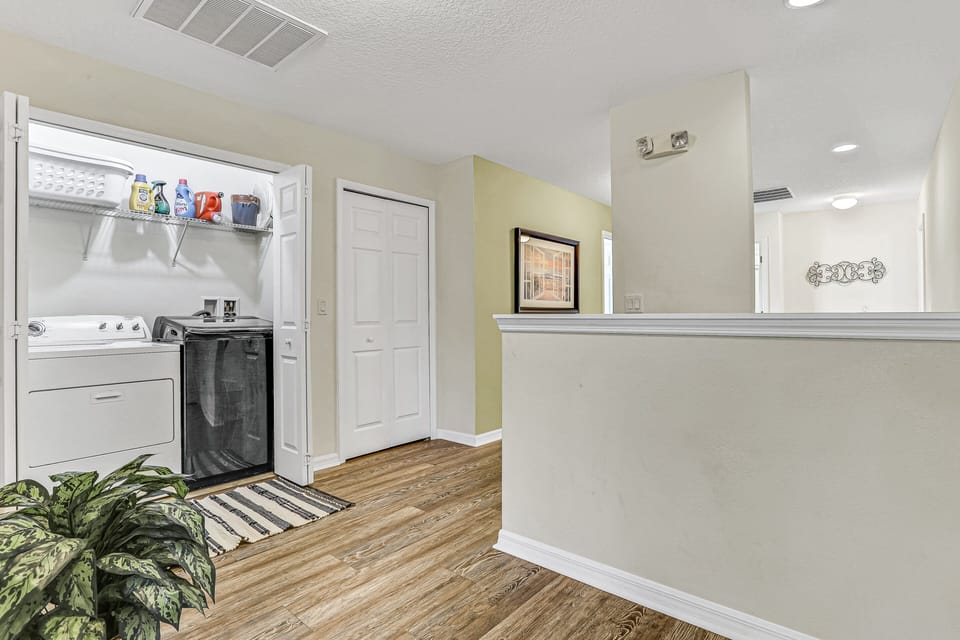 House, Multiple Beds, Pool Access, Pool View (The Warmth of Florida - BellaVida) | Interior