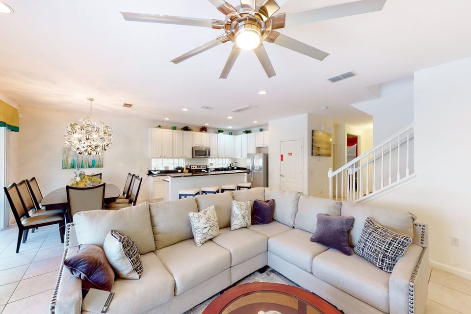House, Multiple Beds, Pool Access, Pool View (Oakbourne Oasis) | Living area