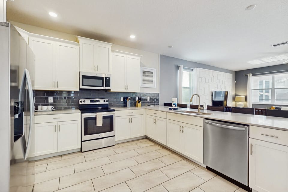 House, Multiple Beds, Pool Access, Pool View (Sky View Mansion - Champions Gate) | Private kitchen