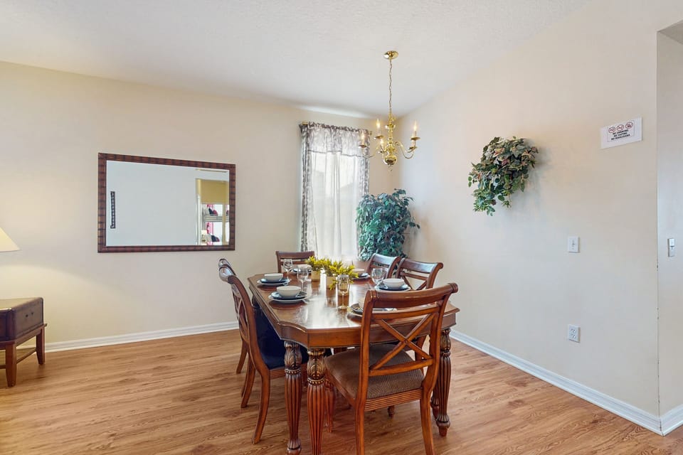 House, Multiple Beds, Pool Access, Pool View (Sunbeam Paradise - Windwood Bay) | 4 bedrooms, individually decorated, individually furnished, bed sheets