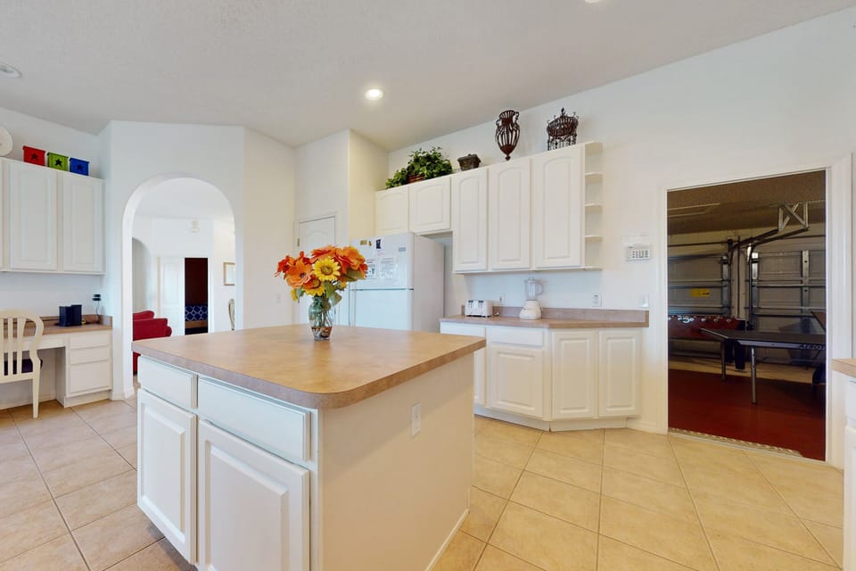 House, Multiple Beds, Pool Access, Pool View (Casa Blueheron) | Interior