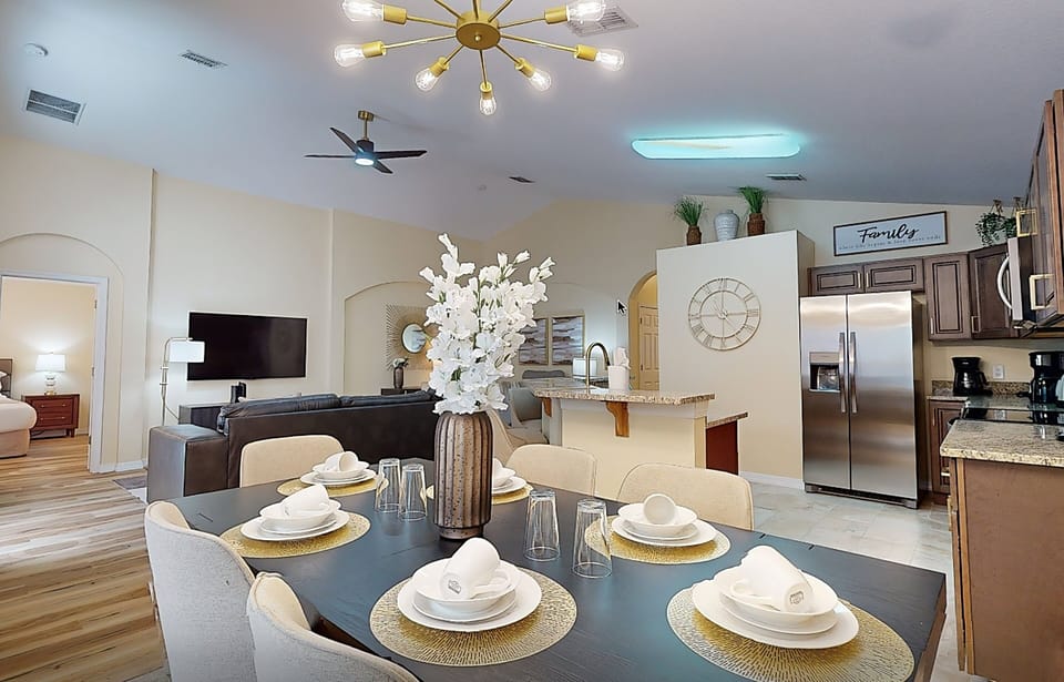 House, Multiple Beds, Pool Access, Pool View (Mickey's Villa - Cumbrian Lakes) | Interior