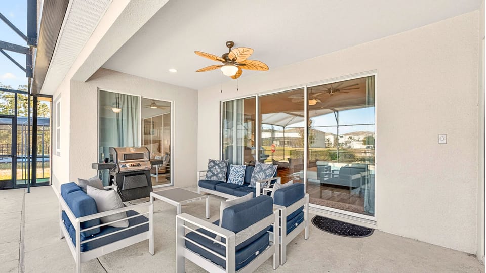House, Multiple Beds, Pool Access, Pool View (Lakeside Living) | Terrace/patio