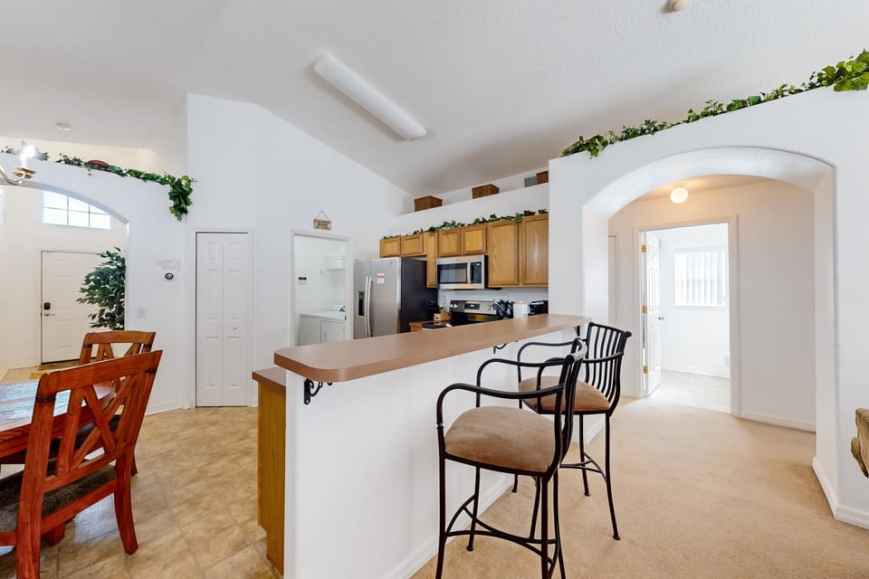 House, Multiple Beds, Pool Access, Pool View (Sunshine & Good times) | Private kitchen