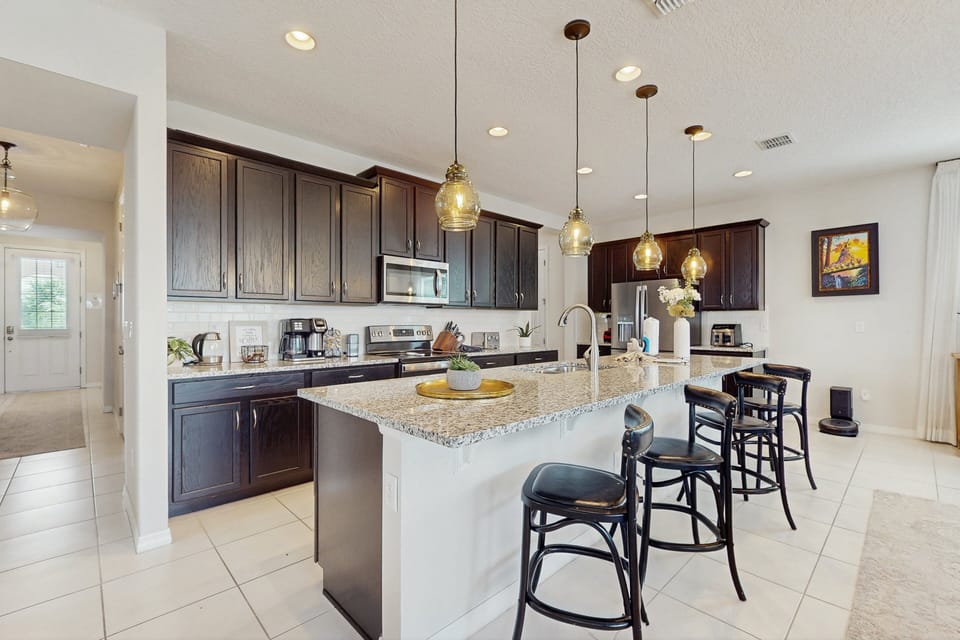 House, Multiple Beds, Pool Access, Pool View (Sunshine State of Mind - Solara) | Private kitchen