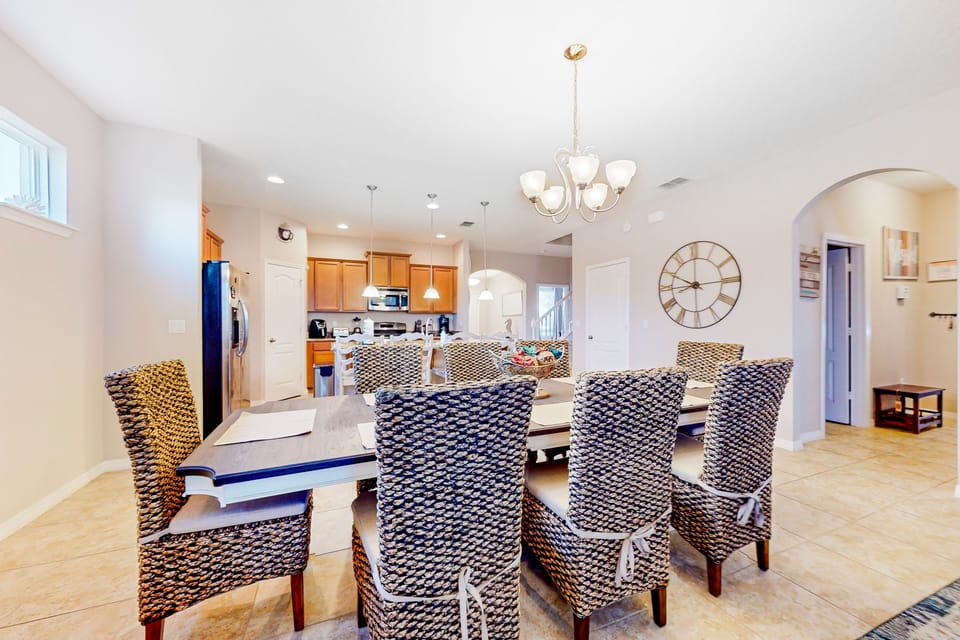 House, Multiple Beds, Pool Access, Pool View (Golden Hour Haven) | 4 bedrooms, individually decorated, individually furnished, bed sheets