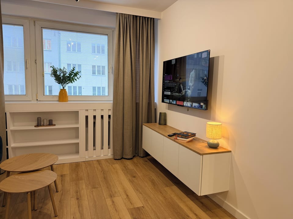 Comfort Apartment, City View | Interior